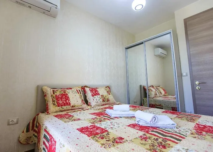 De Lux Apartments
